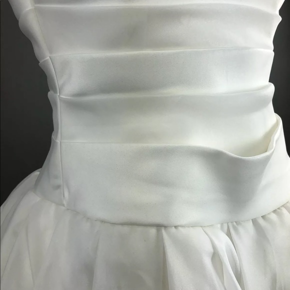 SOLD 90s Deadstock Satin Gala Debut Gown size 2 - Picture 4 of 8